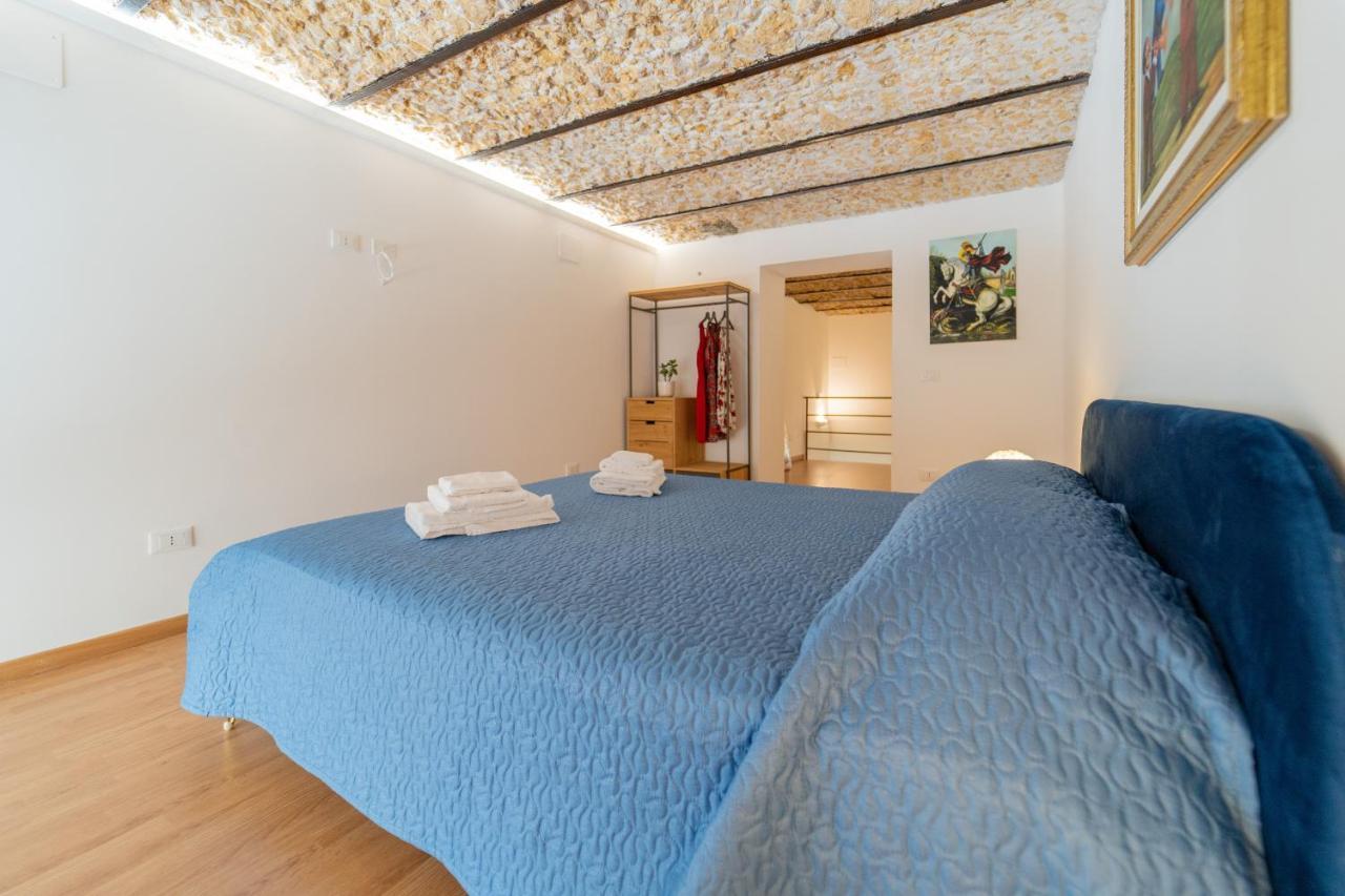 Antico Mercato Di Ortigia Lovely Apartment シラクーサ エクステリア 写真
